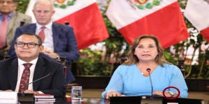 Dina Boluarte contra el tiempo: Fiscal de la Nación pide a PCM explicaciones por relojes lujosos de presidenta
