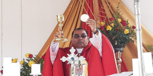 Obispo de Tacna: ¡Semana Santa no es para hacer turismo!