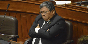 Denuncia por recorte de sueldos contra congresista Flores Ancachi entra en la agenda del pleno del Congreso