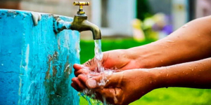 Aumentará tarifa de agua: Ministerio de Vivienda lo confirma, precisa cuándo y cómo se dará proceso