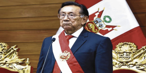 Balcázar respalda derecho a opinar de prófugo Vladimir Cerrón y evaluará cambios en la PNP