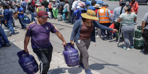 CALVARIO EN TACNA: Ciudadanos madrugan en largas filas ante persistente escasez de gas